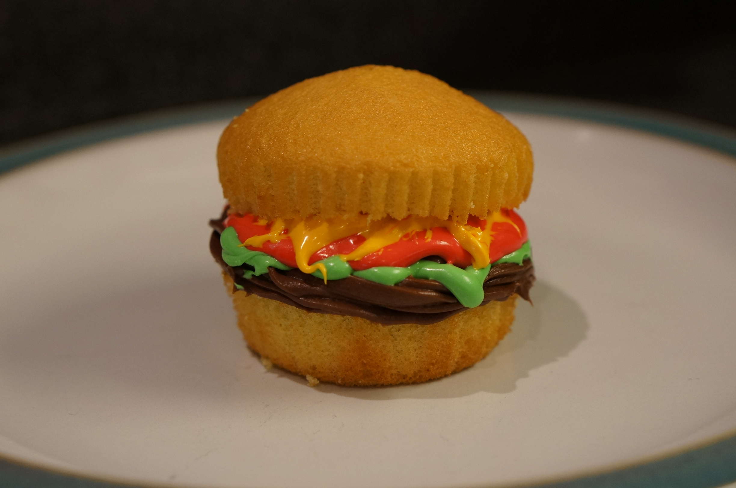 how to make a hamburger cupcake