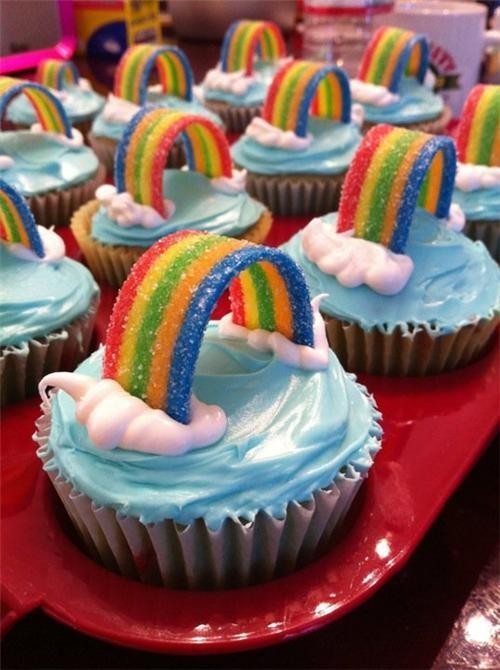 Sour-strip-rainbow-cupcakes