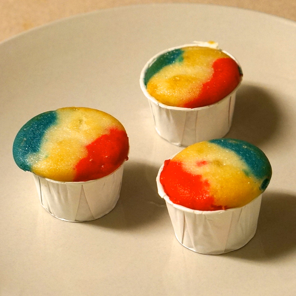 snow-cone-cupcakes